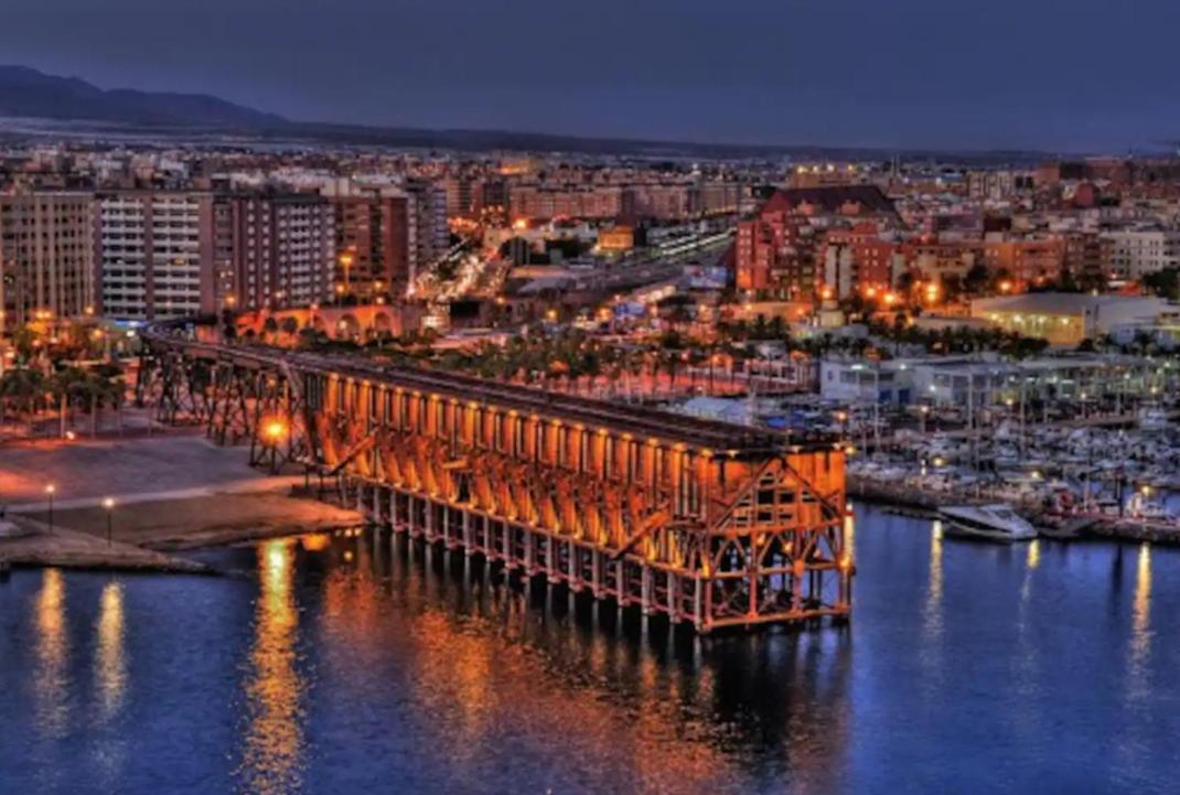 Expoholidays-Rueda Lopez Apartamento De Lujo 阿尔梅里亚 外观 照片